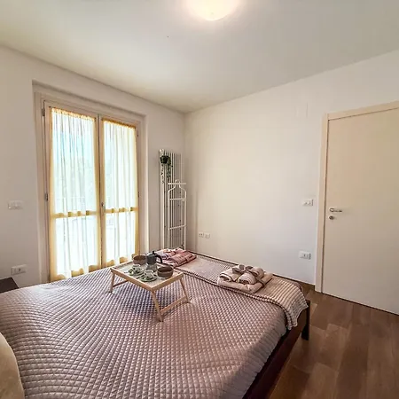 Indie Fronte Mare Rif A784 * Cupra Marittima