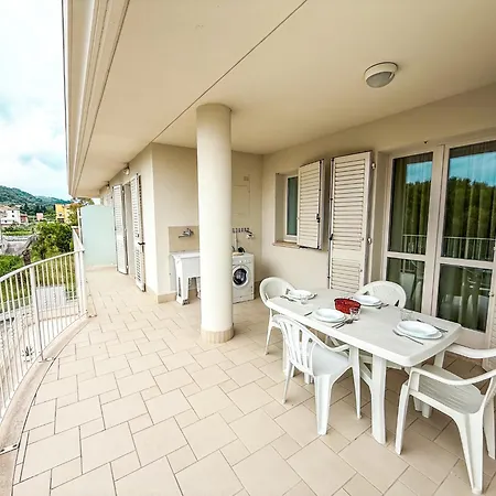 Indie Fronte Mare Rif A784 *