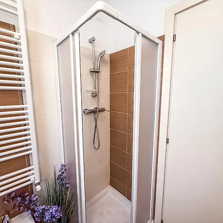 Indie Fronte Mare Rif A784