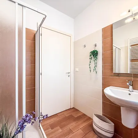 Apartment Indie Fronte Mare Rif A784 Cupra Marittima