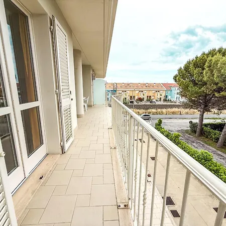 Indie Fronte Mare Rif A784